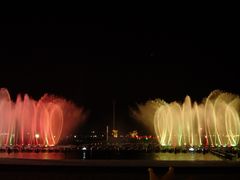 -东港音乐喷泉广场