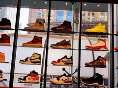 -Air Jordan(世贸天阶店)
