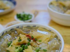 米河粉-芳记粉店(总店)