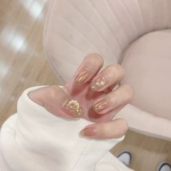 -悦指间美甲美睫