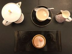-Salon de The de Joel Robuchon(外滩18号店)