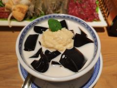 -邹开喜·炭炉鸡煲·海鲜火锅(虹口足球场店)