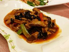 -伊和园清真餐饮
