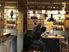 大堂-日进一片海.生腌海鲜火锅.宵夜烧烤(三里屯总店)