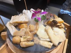 -一朵菌·野生菌探索家火锅(南亚店)