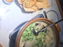 -姜君·千岛湖鱼头馆(浦东大道店)