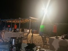 -亚龙湾希尔顿自助餐厅·海鲜·烧烤·沙滩BBQ·现场乐队