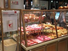 面包甜点陈列柜-山崎面包(静安久光店)