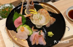 Hichiji Sashimi