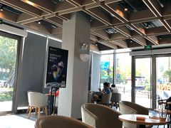 -瑞幸咖啡(杭州绿地中央店)