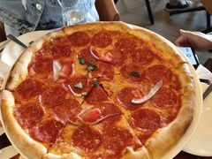-WOLFGANG PUCK KITCHEN & BAR(迪士尼小镇店)