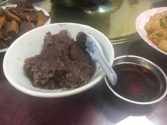 黍米配片糖-农家老屋药根鸡