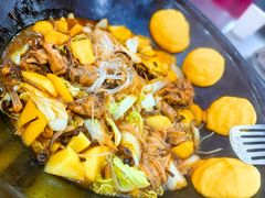 -粘豆包柴火铁锅炖