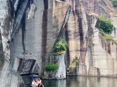 -绍兴东湖风景区