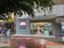 -诗悦发型烫染SALON