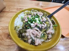 -乡村鸡杂米线(汉渝路店)