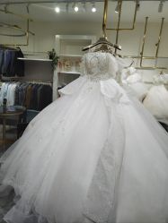点击看大图 -艾拉·女王婚纱礼服馆