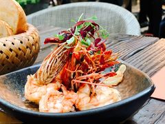 蒜香凤尾虾-Golden Lily河内巴黎法越料理餐厅(建国西路店)