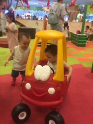 -莫莉幻想儿童乐园(武汉金银潭永旺店)