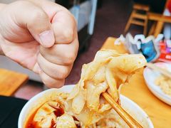 -雷抄手