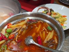 -娜仁图雅蒙古美食村(33小镇店)