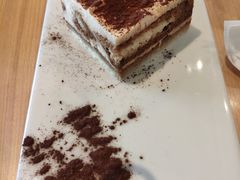 -必胜客(机场路店)