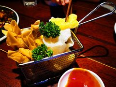 炸黄花鱼春卷-前海沿·青岛菜(五四广场永旺店)