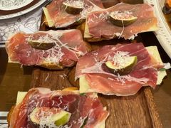-藏书馆咖啡LibraryCoffee·Bistro(牡丹园店)