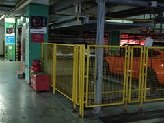 -上海喜玛拉雅酒店-停车场