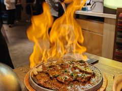 -蜜桃餐厅·伴山(湖滨商业街店)