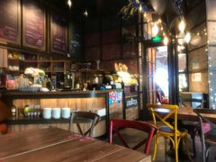-玛格萝妮(汇智国际商业中心店)