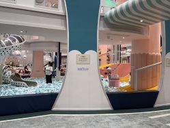 -奈尔宝家庭中心·亲子餐厅(鄞州万达店)