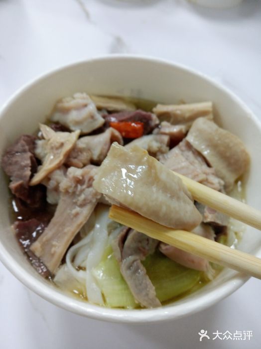 化州颜勇牛腩(深圳总店)牛杂图片