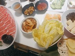 -洪氏嗨捞·猪肚鸡火锅(阳光天地店)