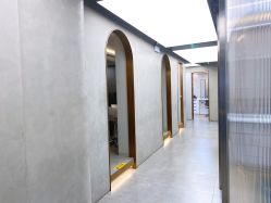 -变画·发型STUDIO