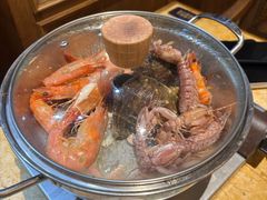 -雍和会海鲜姿造自助(湖东路店)