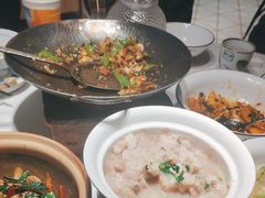 -费大厨辣椒炒肉(高铁吾悦广场店)