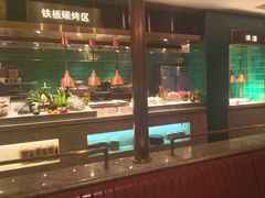 -半岛翡丽海鲜自助餐厅(观风亭店)