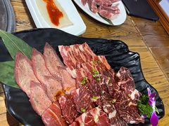 -鹤一烤肉自助餐厅(中关村店)