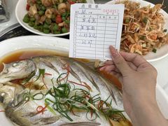 -丹水桥地锅鱼·翘嘴鲌·地方特色全鱼宴(丹江口大坝店)