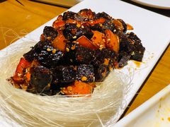 尬酒牛肉粒-隔壁老王·家常云南菜(花巷店)
