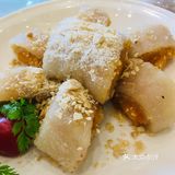 特色大餐包差不多每桌都点，特价