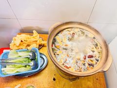 -威邵鸡煲(西华路总店)