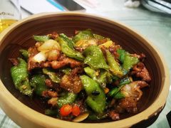贵阳辣子鸡-贵州大厦贵州厅(樱花园西街店)