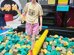-超时空蹦床团建·VR潮玩运动娱乐·生日派对游乐园(金桥店)