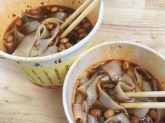 素手工粉-覃肥叔桂林米粉(粮道街店)