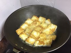 -邱芳粉店(迎宾大道旗舰店)