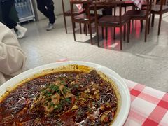 -洪霞餐馆·川菜·鲜货现炒(两江春城店)