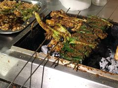 -老广烧烤(骆驼山康馨园店)