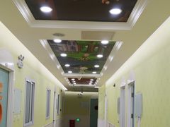 -LILY英语思维馆(玉泉路店)